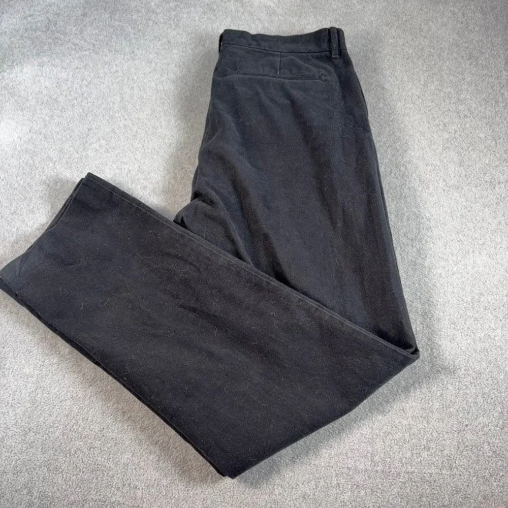 Banana Republic corduroy Pants Mens 36L Black Solid Straight Leg Cotton